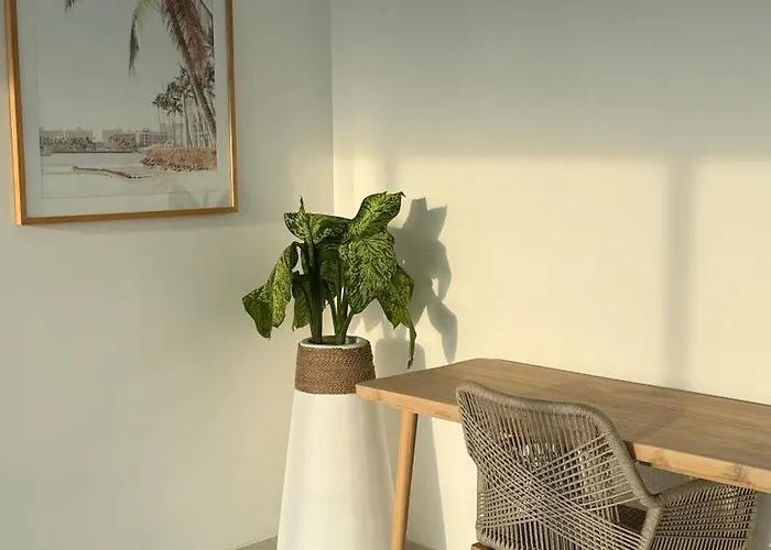 Villa Spacious 3 Bedroom - Walk To The