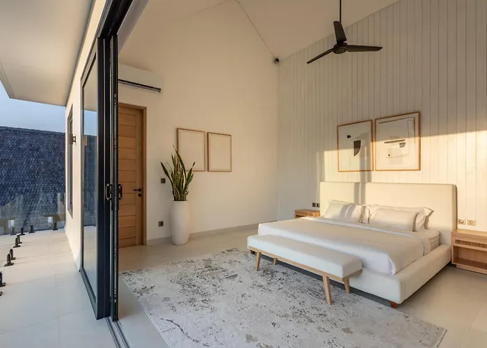 Villa Spacious 3 Bedroom - Walk To The